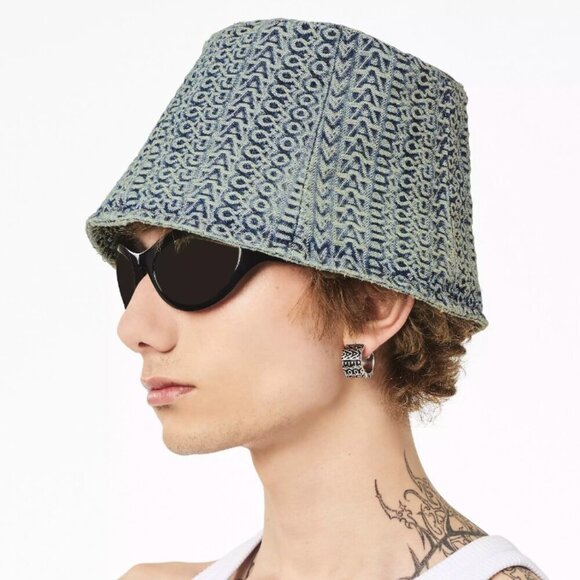 NEW! NWT! Marc Jacobs The Washed Monogram Denim Bucket Hat - Picture 4 of 8